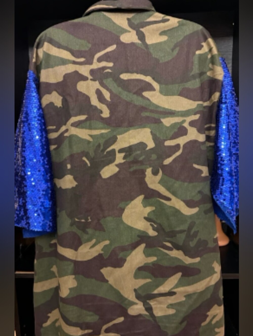 "SOLD" Camo Jacket with Blue Sequin Lip Appliqués - Picture 4 of 6